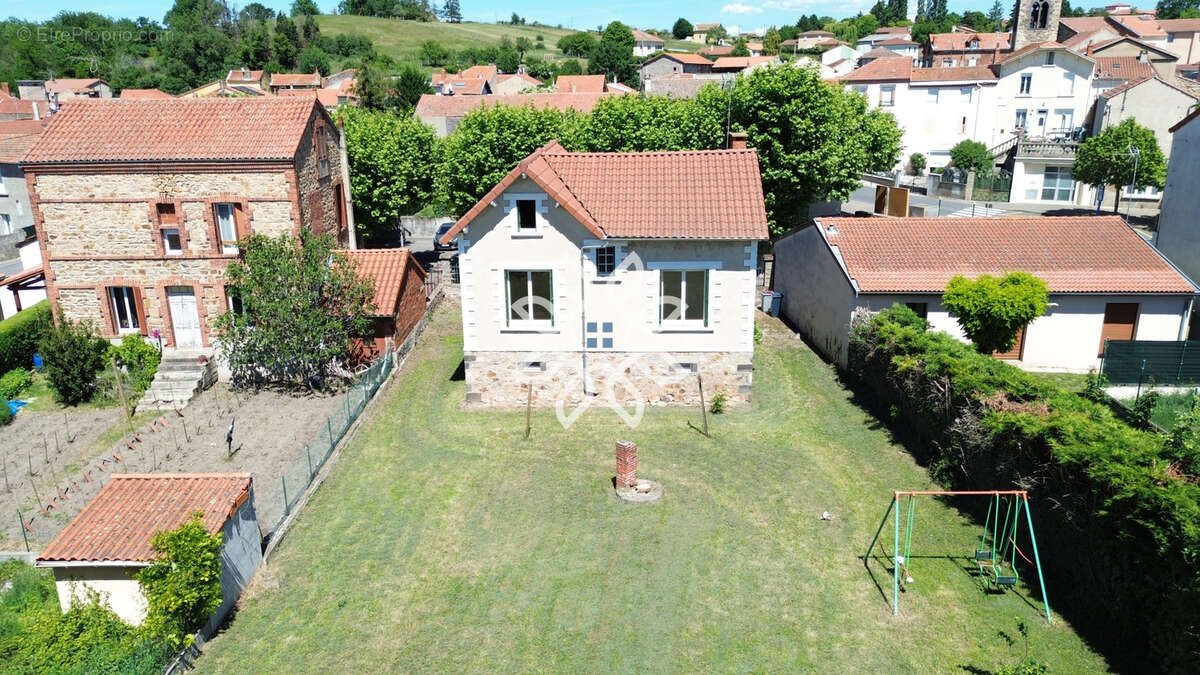 Maison à VERGONGHEON