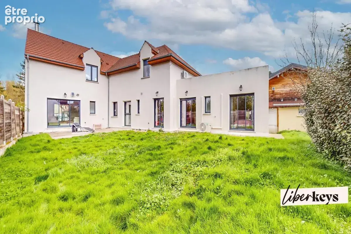 Propriété d'exception avec 12 suites indépendantes  - A Proximité de Rambouillet et Montfort L'Amaury - photo 2