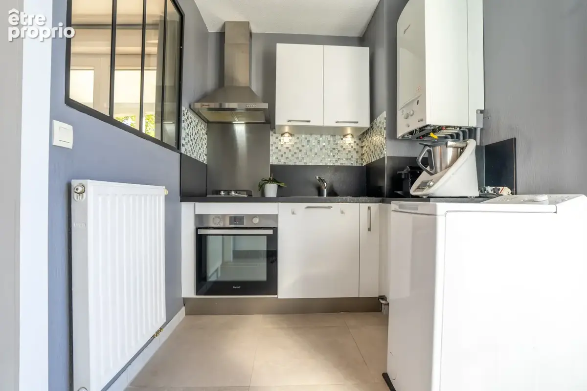 Appartement T2 Port Marianne vue Nouvelle Mairie vendu meublé - photo 15