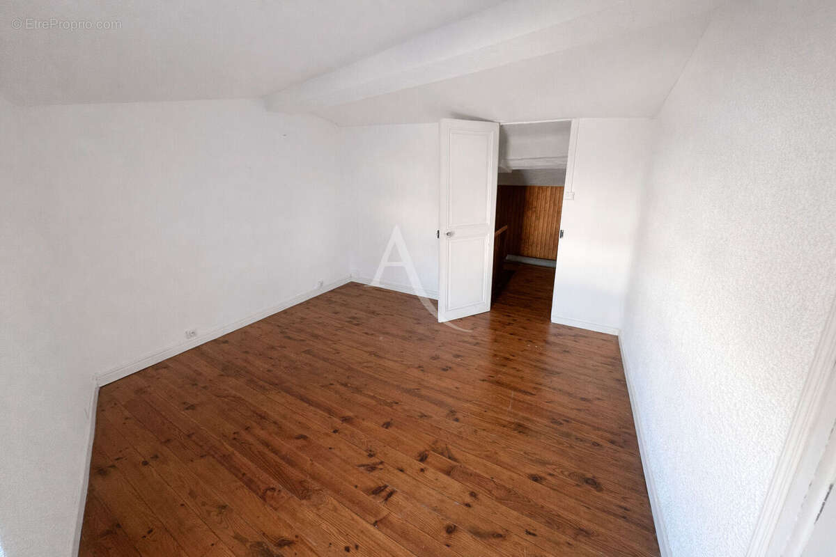 Appartement à CARCASSONNE