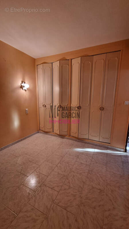 Maison à ROQUEMAURE