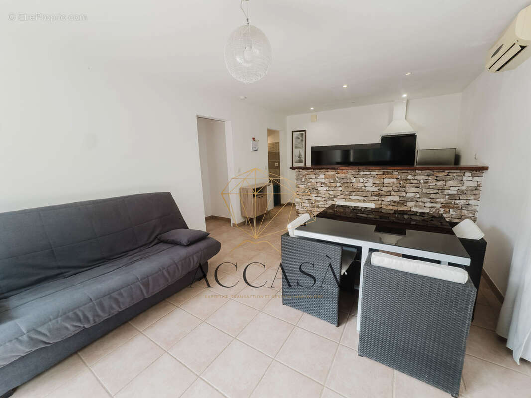 Propriété avec dépendance sur grand terrain constructible à 5 min de la plage de Bonifacio - photo 36