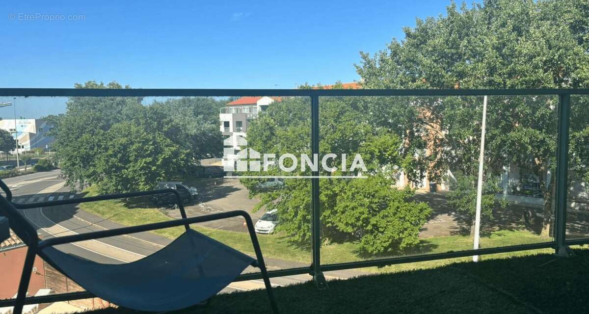 Appartement T4 avec mezzanine, piscine et parking privatif – Un cadre de vie privilégié - photo 3