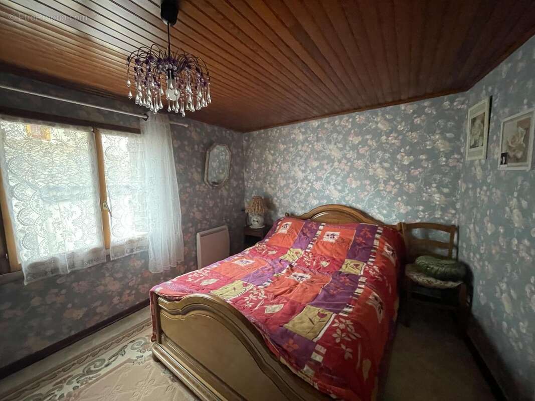 Maison à BEAUCHASTEL