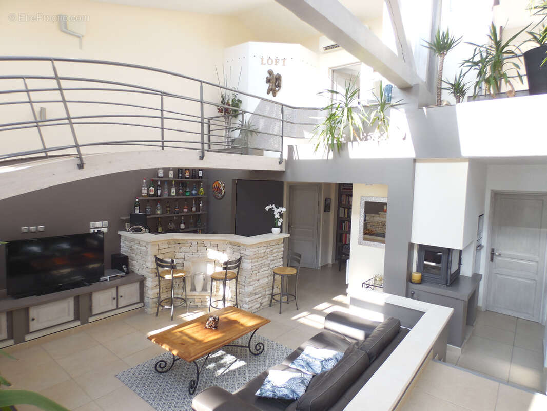 Superbe maison de village avec terrasse sur Laudun - photo 4