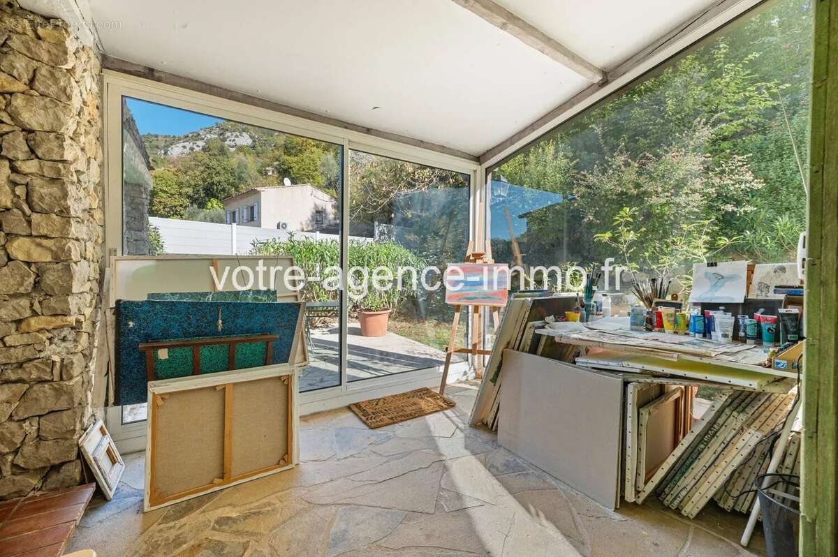 Maison à TOURRETTE-LEVENS