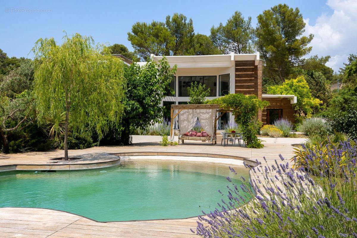 Maison à ROQUEFORT-LA-BEDOULE