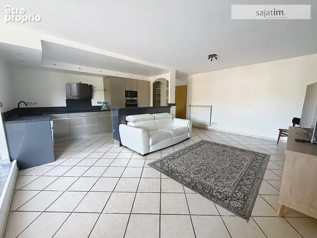 Appartement 80 m² à La Seyne-Sur-Mer  - photo 2