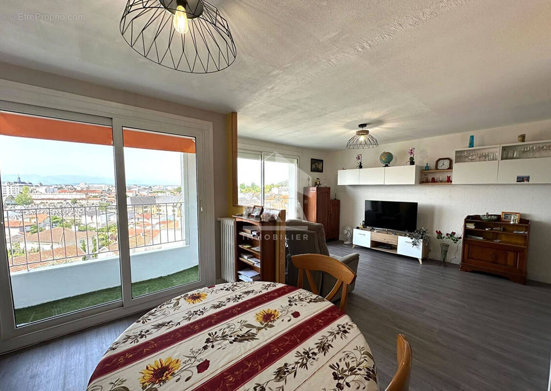 Appartement à TARBES