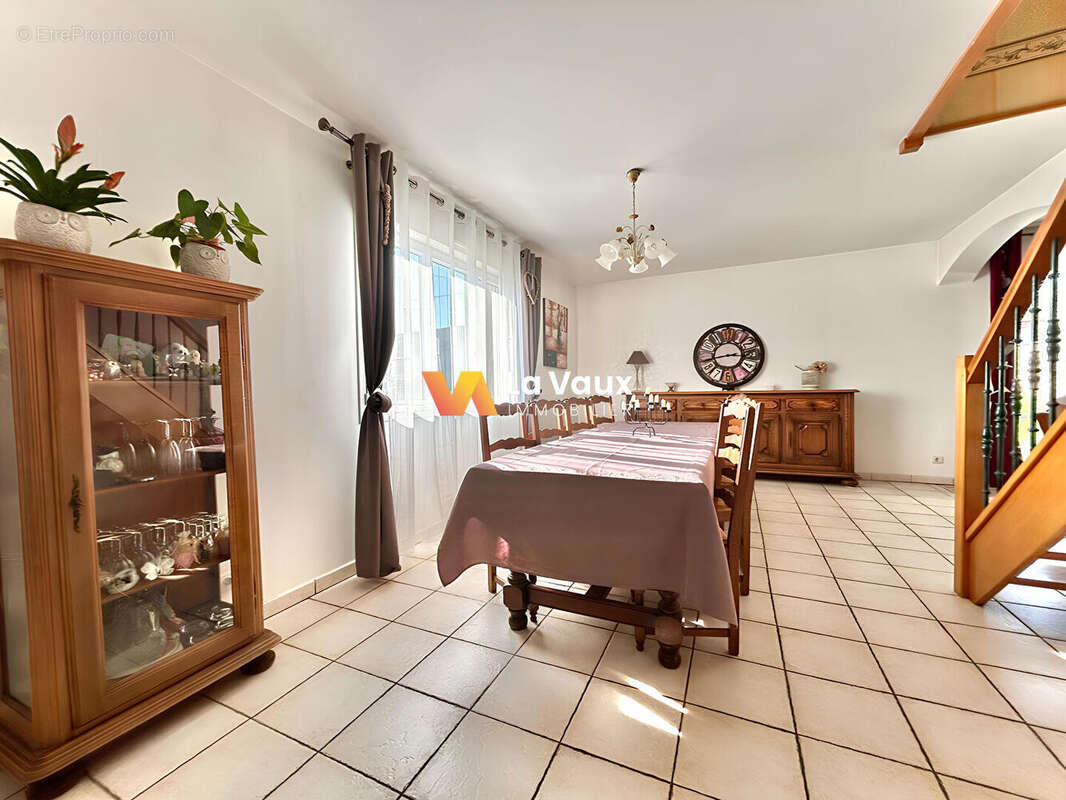 Maison à NEUVES-MAISONS