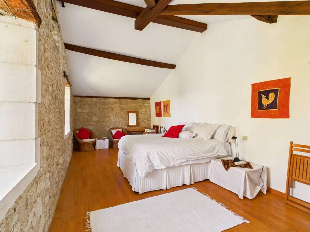 Maison à VERTEILLAC