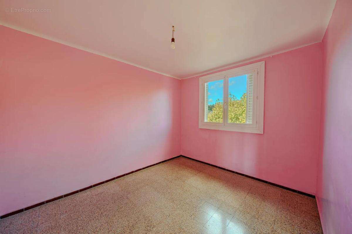 Appartement à MARSEILLE-15E