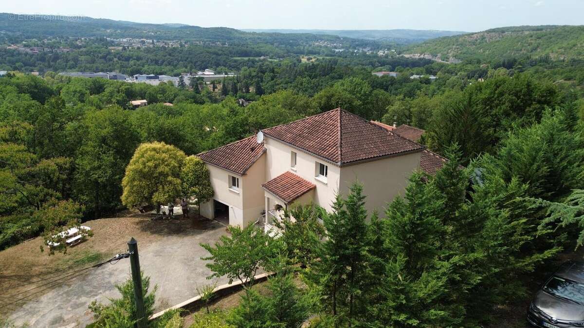 Photo 2 - Maison à CAHORS