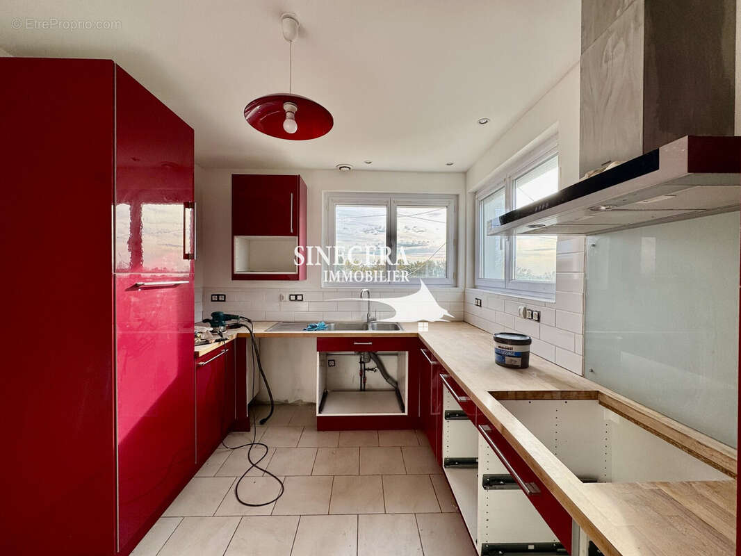 Maison à CHAMPCEVINEL