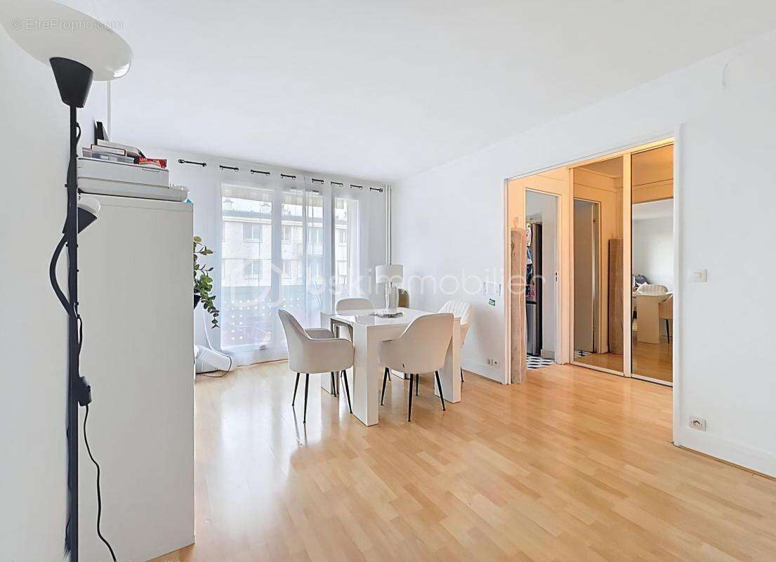 Appartement à ROSNY-SOUS-BOIS