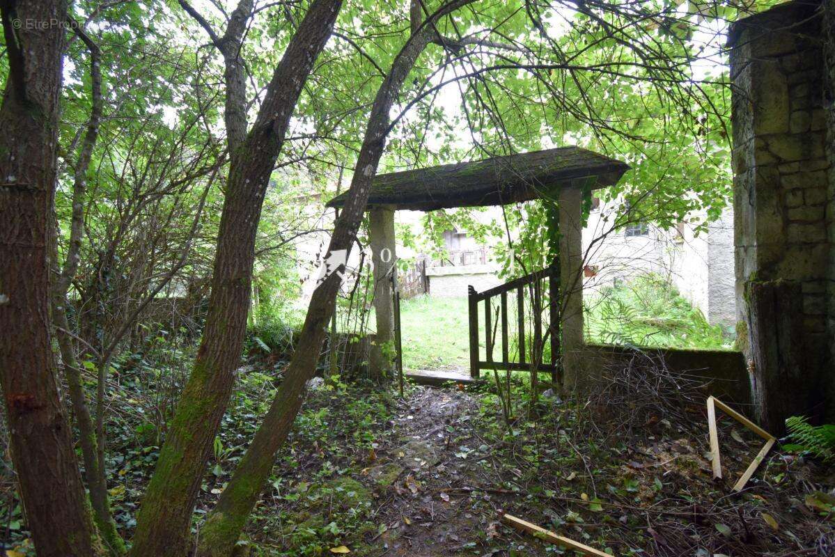 Maison à MAXEY-SUR-VAISE