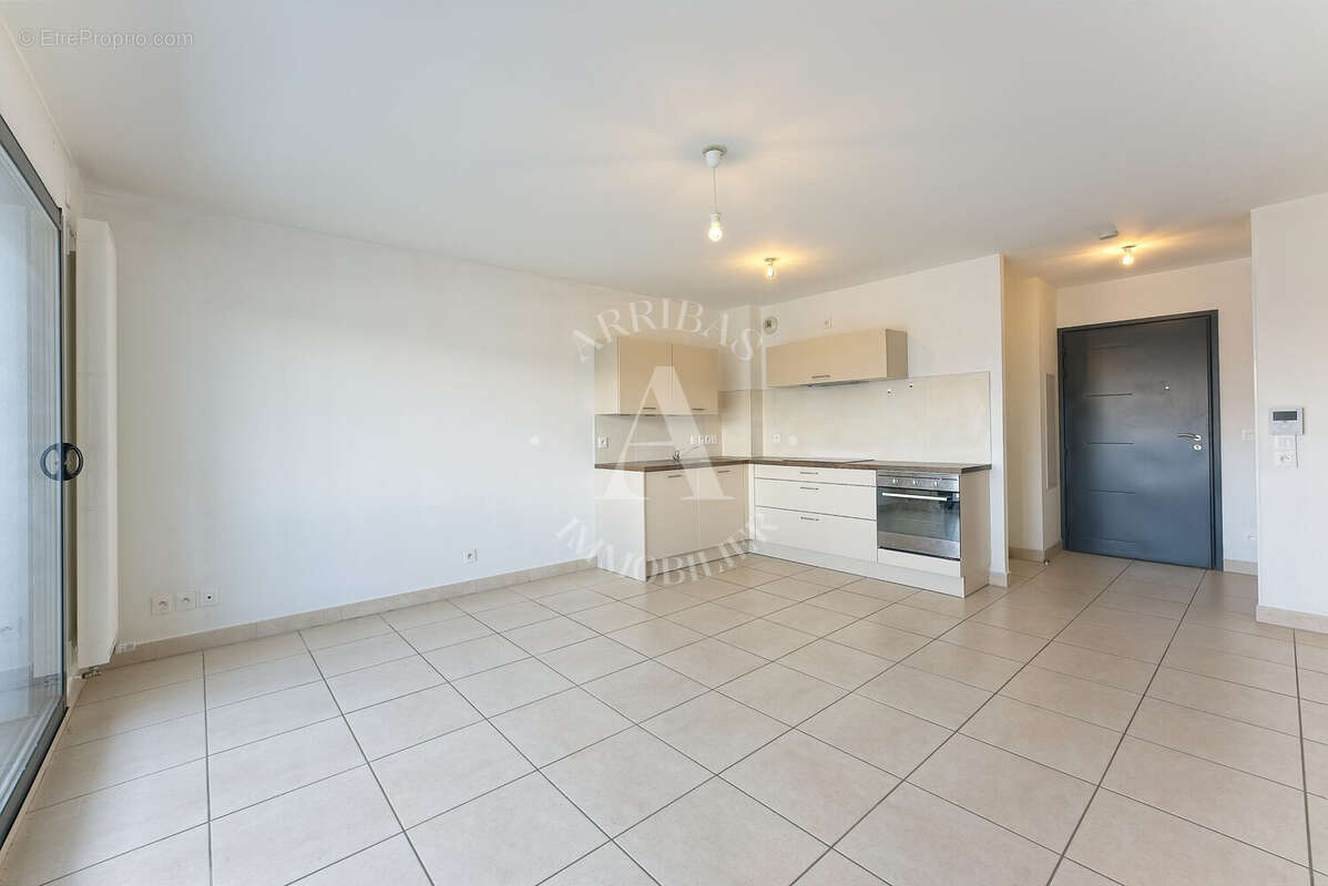 Appartement à FERNEY-VOLTAIRE