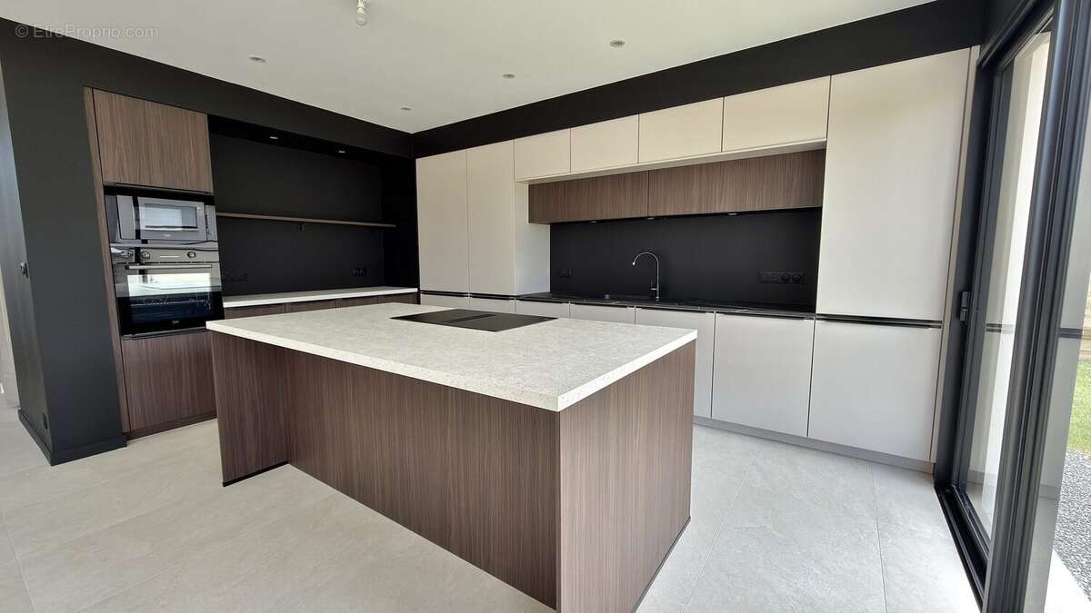Maison 168 m² à Chateaugiron  - photo 6