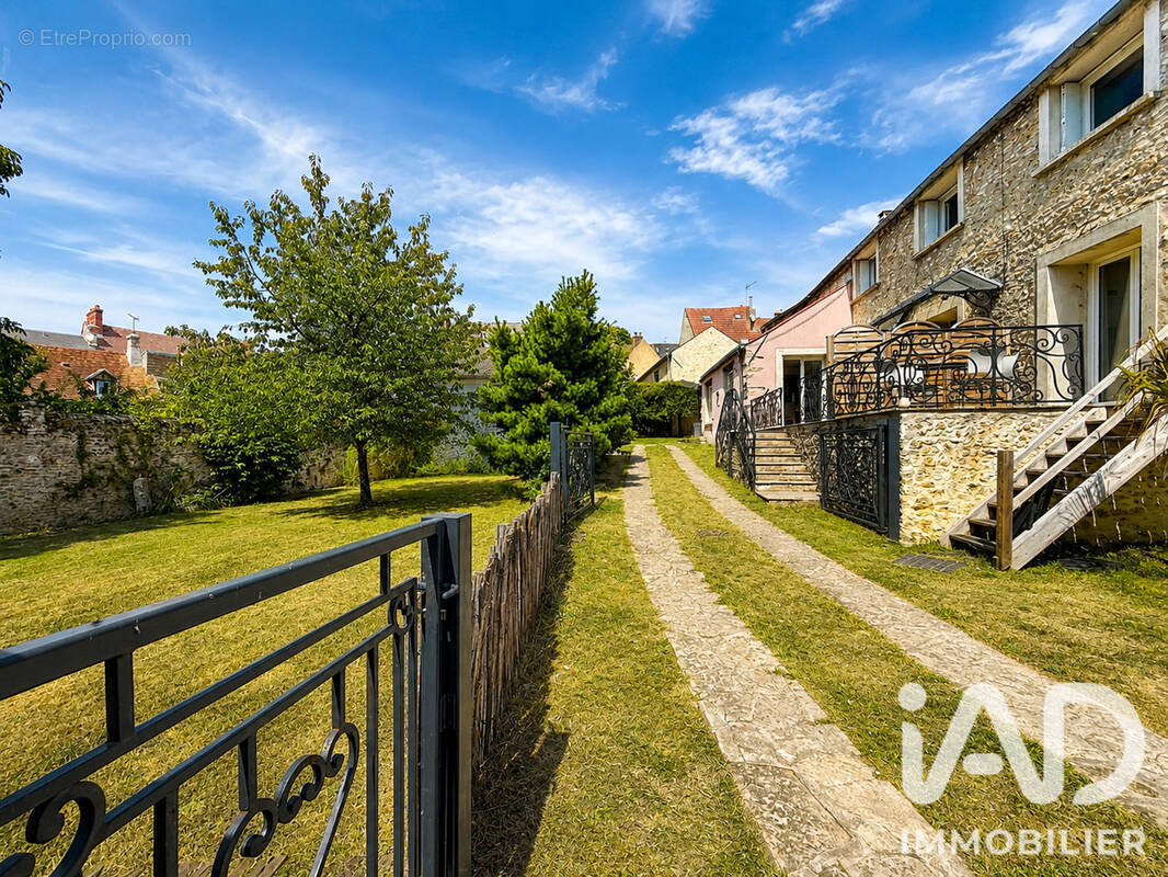 Photo 1 - Maison à DOURDAN