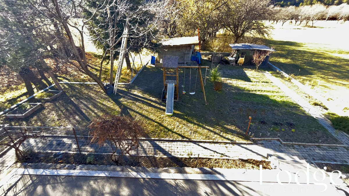 Maison à LA ROCHE-DE-RAME