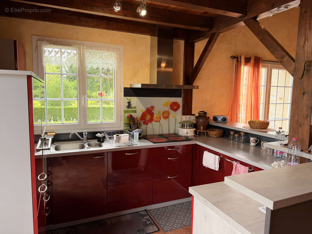 Maison en pierre et grange rénovée - photo 5