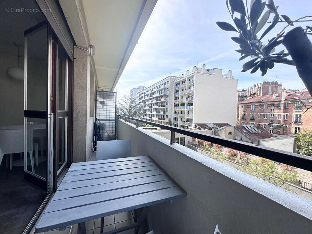 Appartement à PARIS-20E