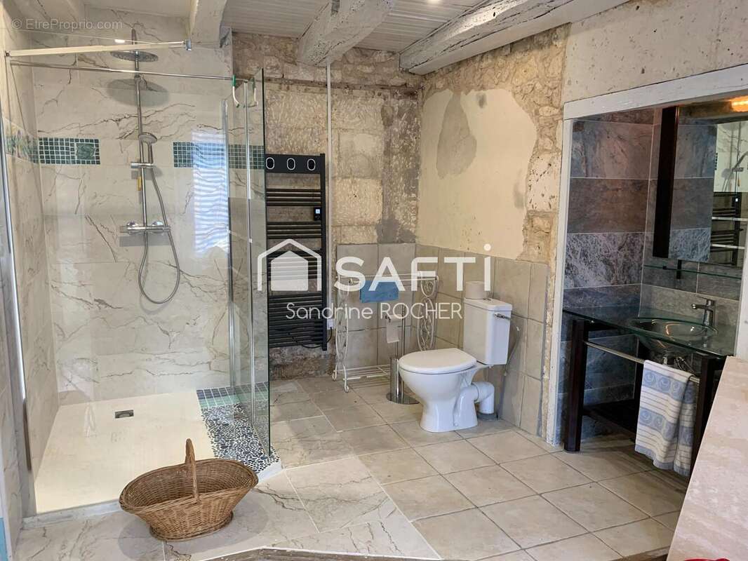 Photo 8 - Maison à VIEUX-MAREUIL