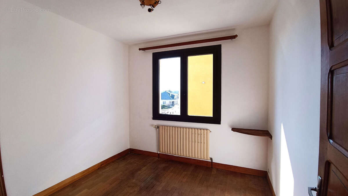 Maison à BARAQUEVILLE