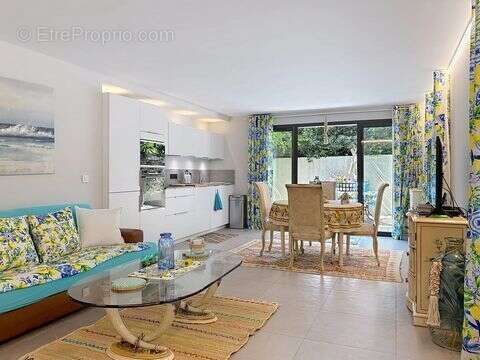 Appartement à SAINT-TROPEZ