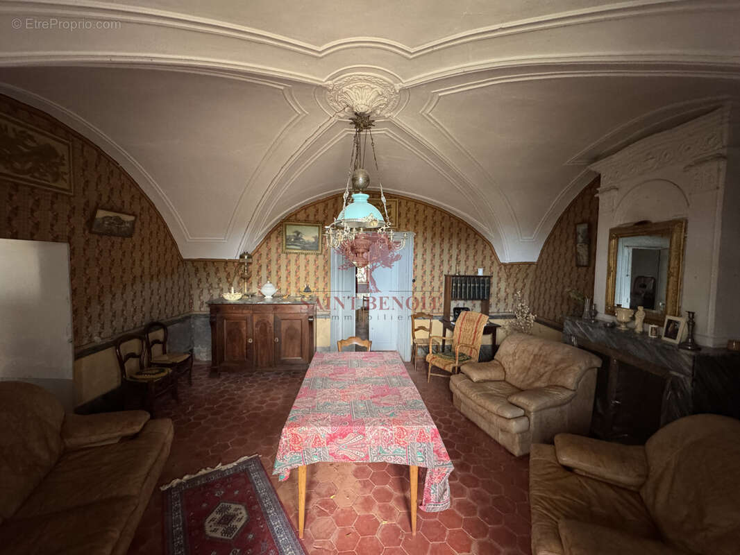 Maison à MONTPEYROUX