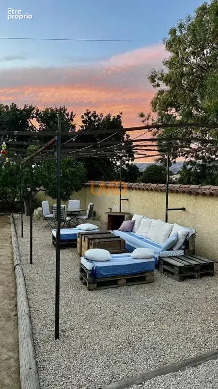 Villa de plain-pied au calme absolu avec piscine et double g - photo 19