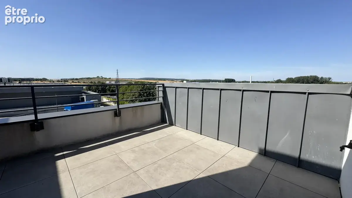 Appartement à TINQUEUX