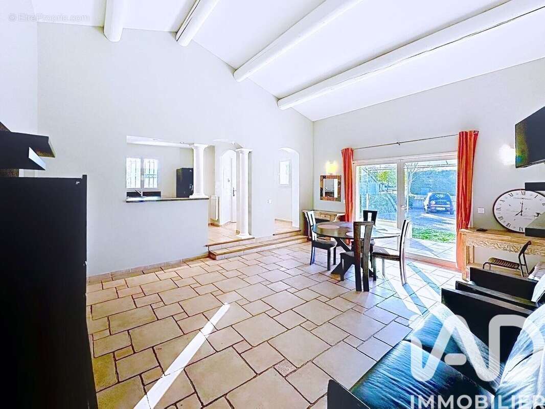 Photo 4 - Maison à ORANGE