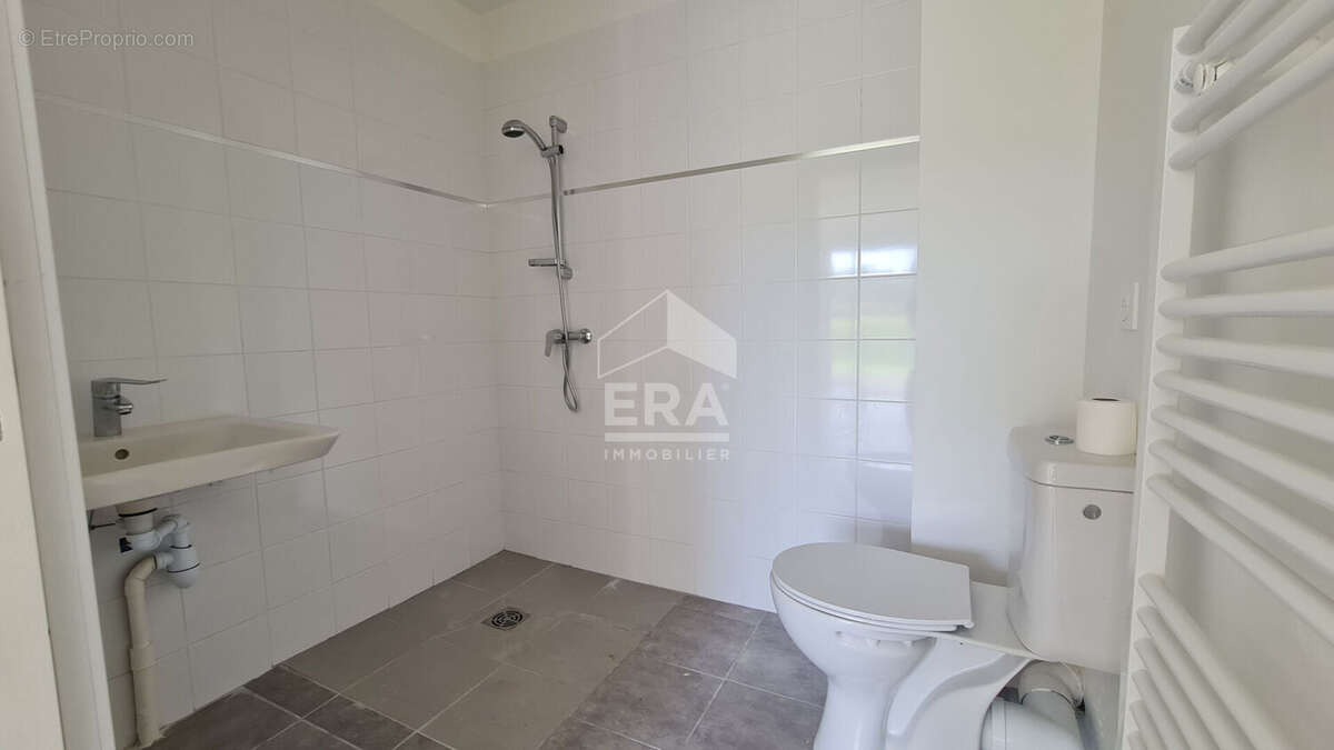 Appartement à BUCHY