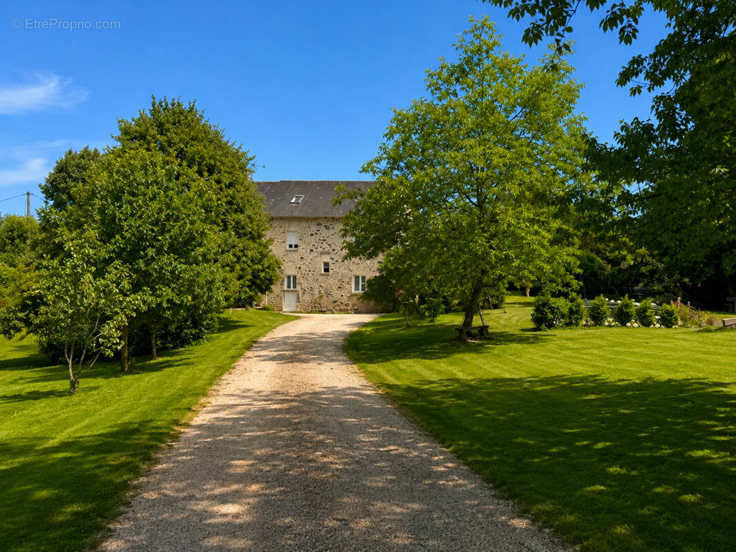 Maison à SAINTE-FEREOLE
