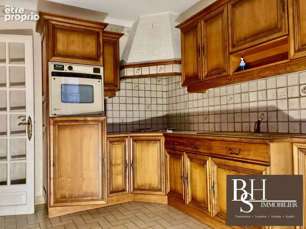 Maison 8 pièces 164 m² à vendre à Poitiers (86000) - photo 2