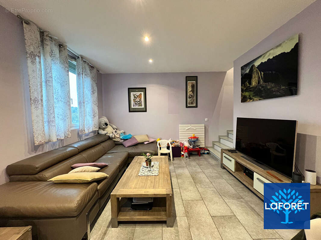 Maison à LA FERTE-ALAIS