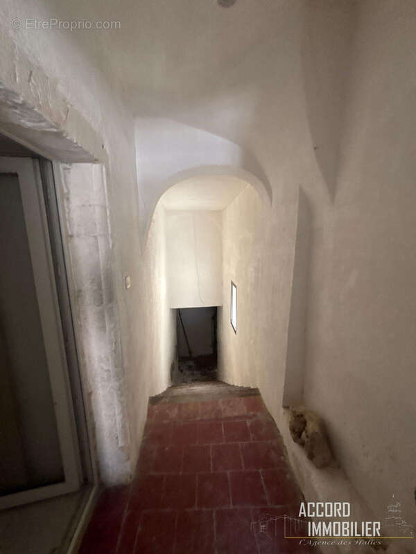 Appartement à PUISSALICON