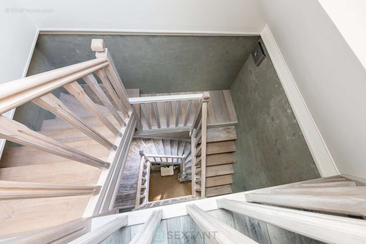 Maison à COURLON-SUR-YONNE