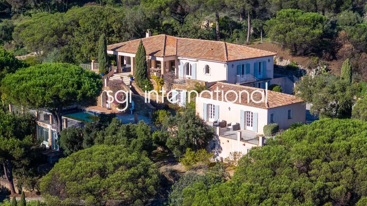 Maison à RAMATUELLE