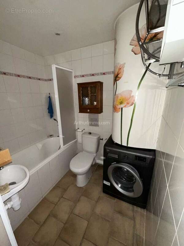 Appartement à SAINT-ANDRE-LES-ALPES
