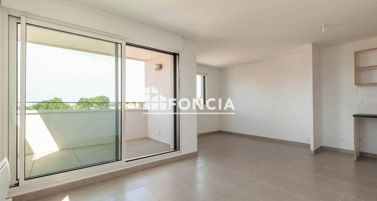Appartement à MARSEILLE-12E
