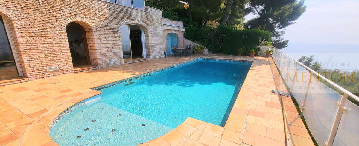 Maison à ROQUEBRUNE-CAP-MARTIN
