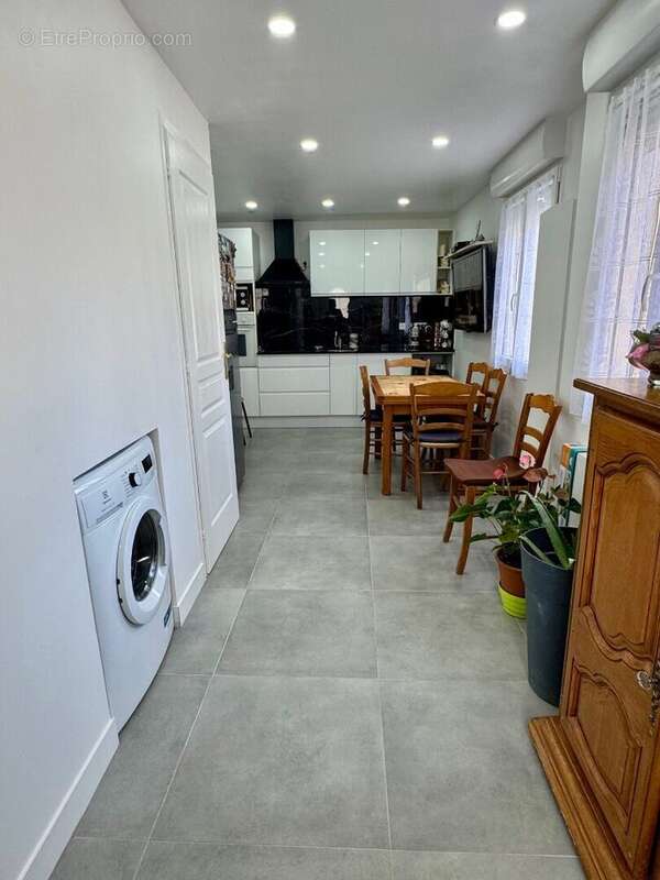 Maison à VILLENEUVE-SAINT-GEORGES