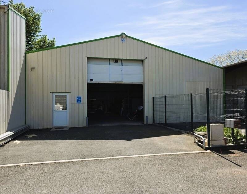 Commerce à LE GRAND-VILLAGE-PLAGE