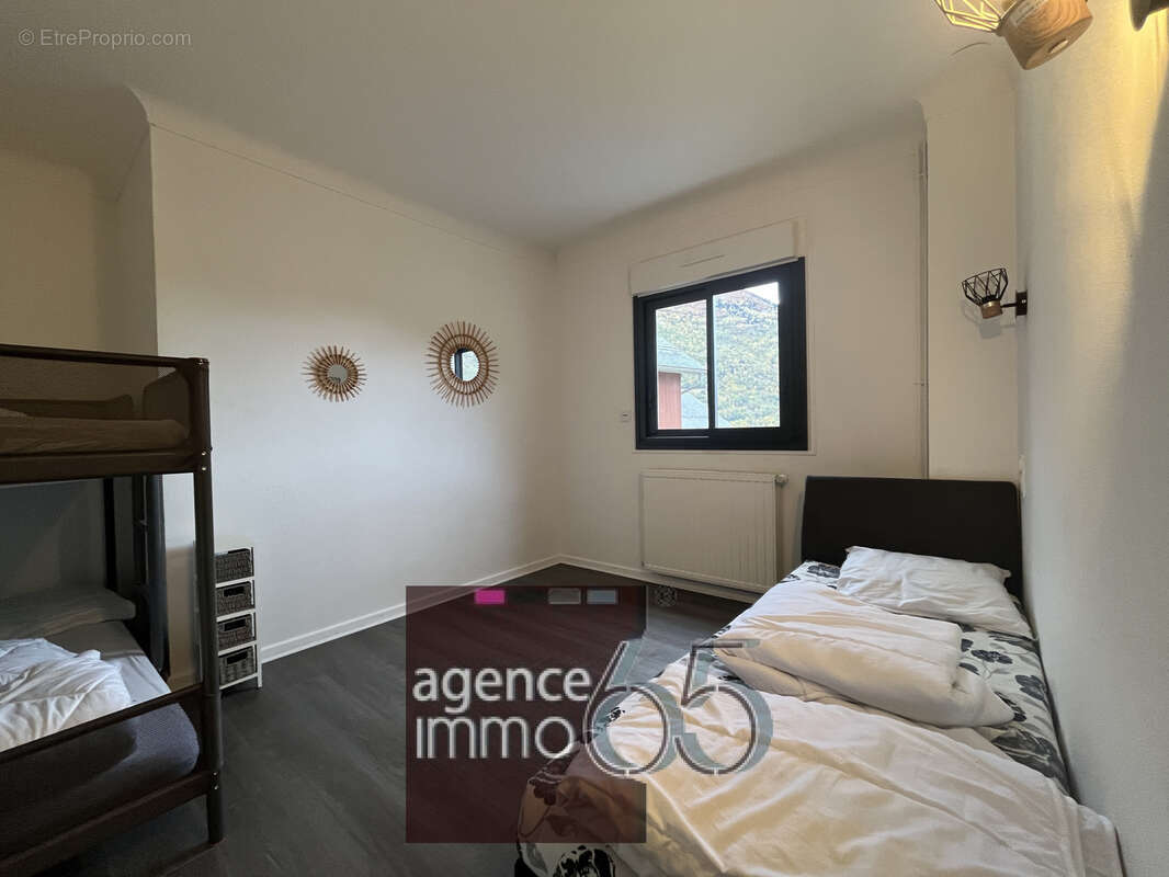 Maison de 220 m2 compose de 3 appartements avec jardin - photo 9