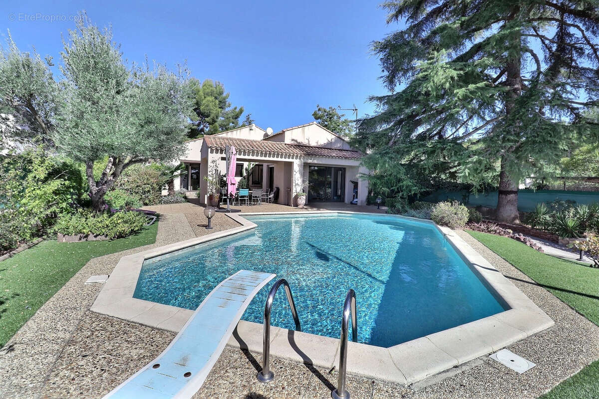 Maison à CASTELNAU-LE-LEZ