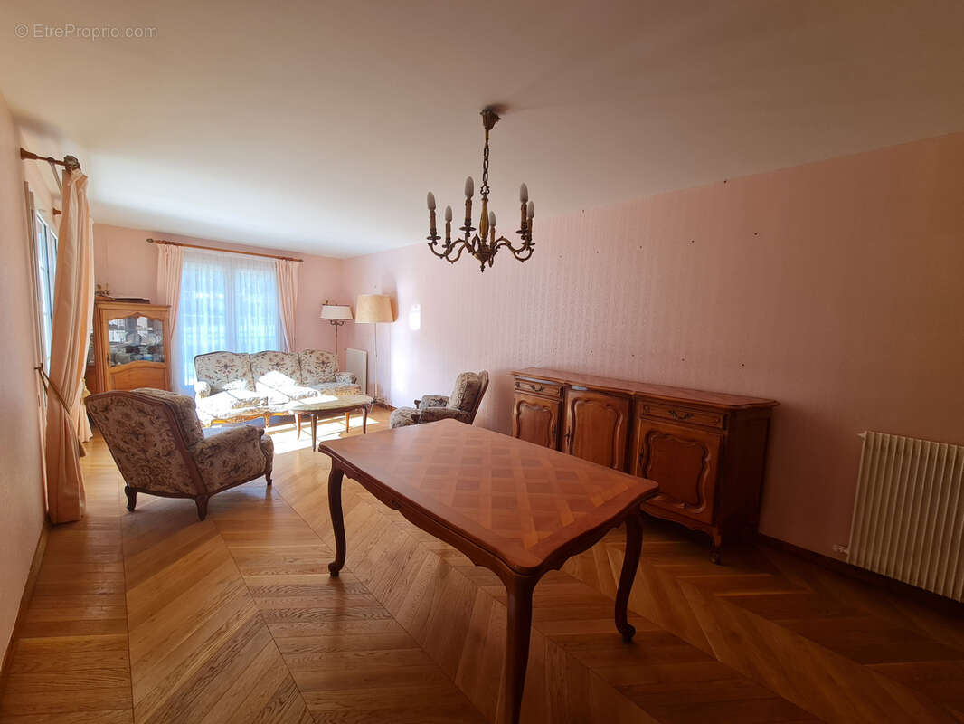 Maison à BELIN-BELIET