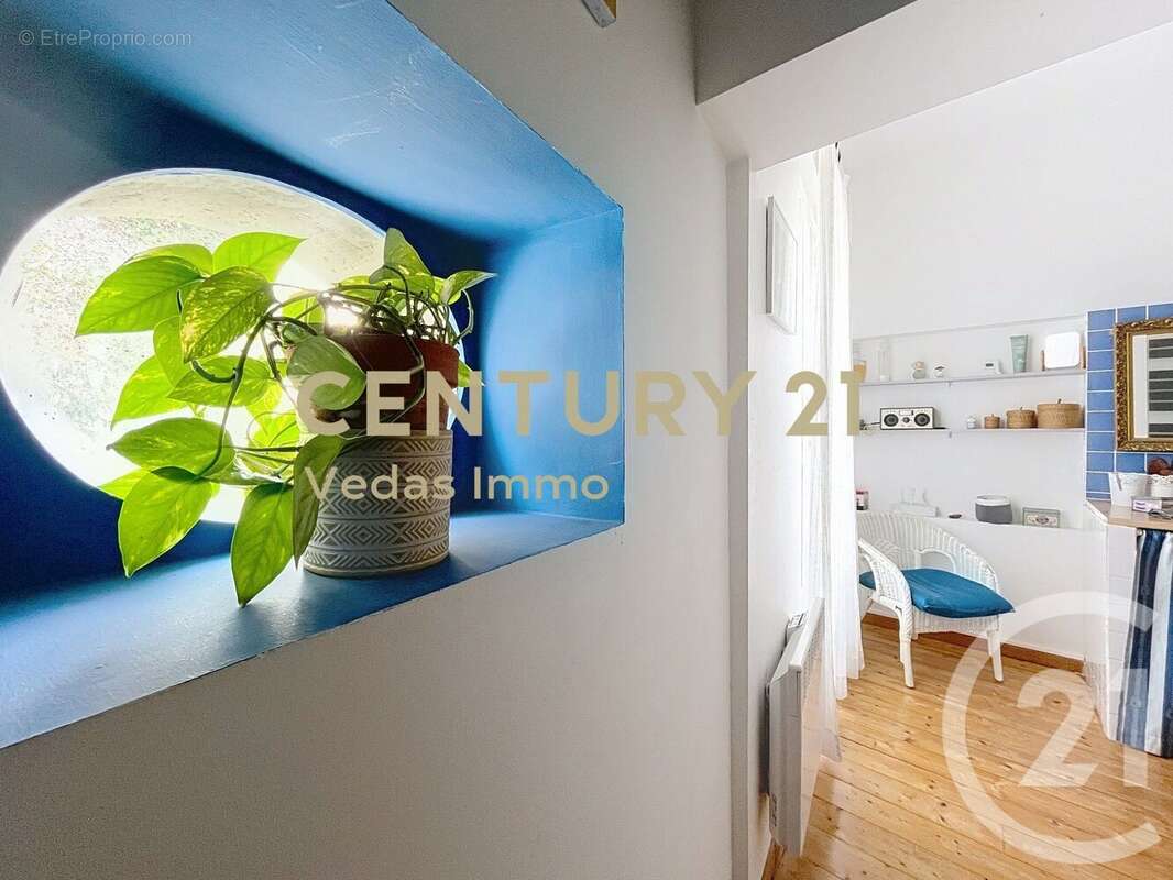 Maison à SAINT-JEAN-DE-VEDAS