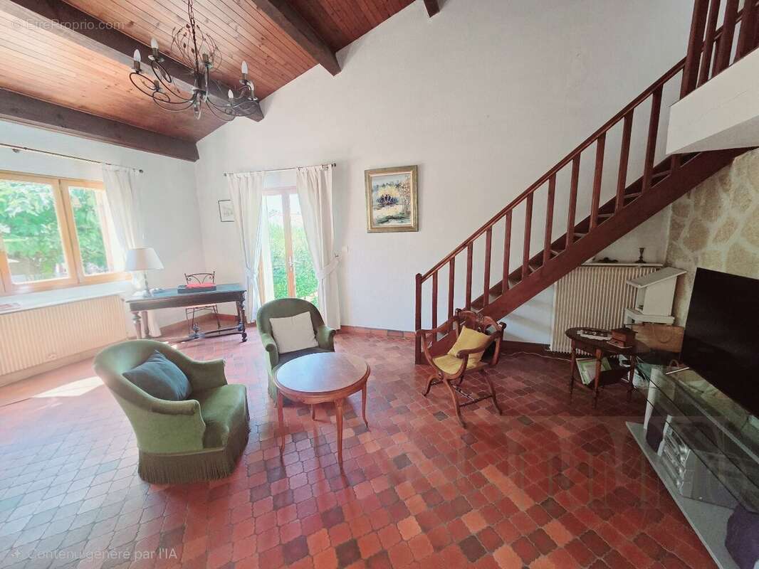 Villa T5 avec piscine et grand jardin - photo 3